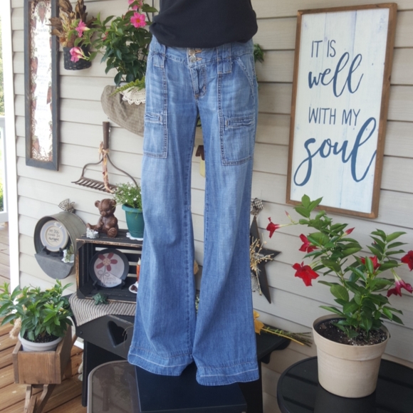 JOIE ♡ Sweet Cute 'n Sexy Faded Distressed Denim Skinny Coupe Cut Flare Jeans 27 - Picture 1 of 16